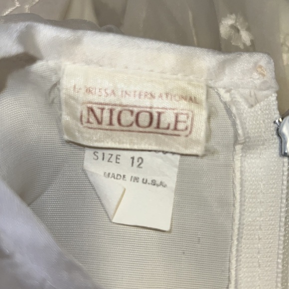 Girls vintage sheer special occasion lace classic dress with sash size 12 - Picture 7 of 7